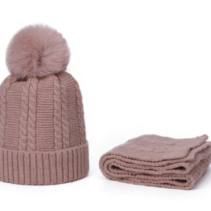 Cabled hat and scarf set