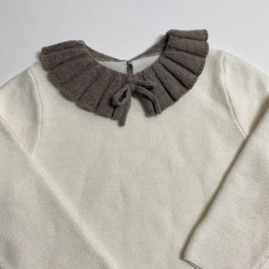 Knit collar top