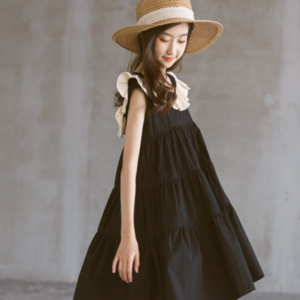 Ruffle collar jumper