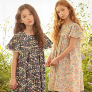 Flutter sleeve floral dress