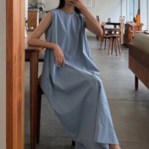 Maxi sleeveless dress