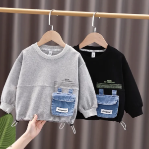 Denim pocket sweatshirt