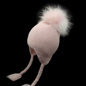 Pom pom knit hat