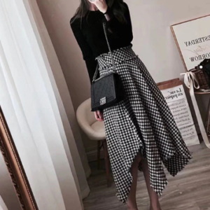 Asymmetrical houndstooth skirt