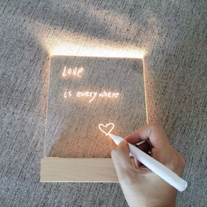 Customizable lamp