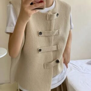 Crossover button vest